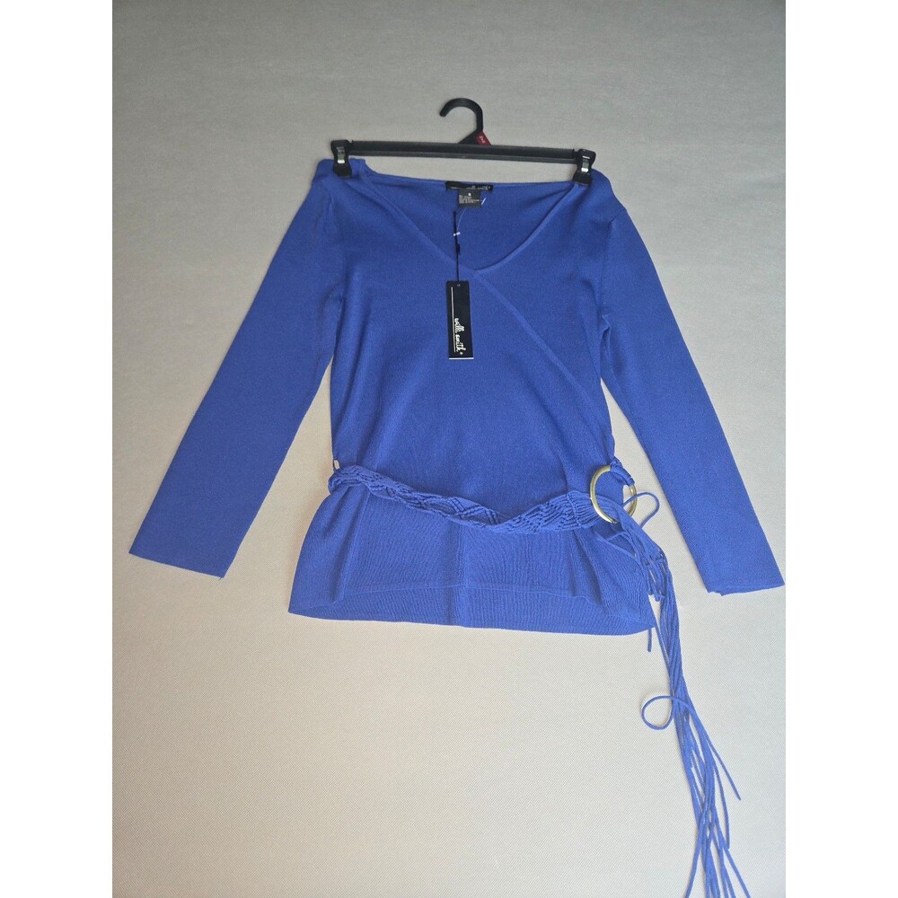 Willi Smith brand, long-sleeved, vibrant blue, long-sleeved top.